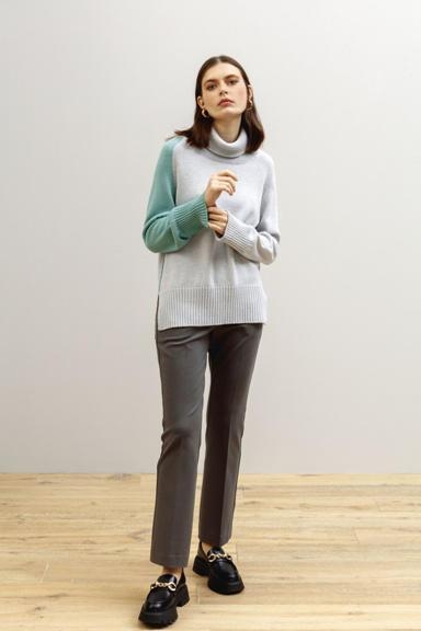 immagine 1 di Maglione Donna Cashmere dolcevita Bicolore